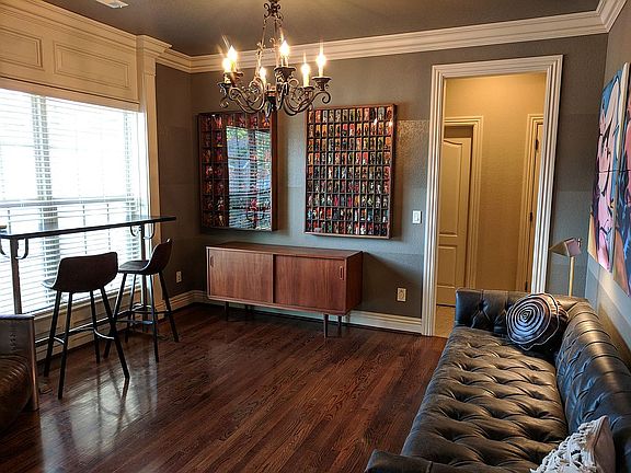2nd image of 906 NE Halifax Pl