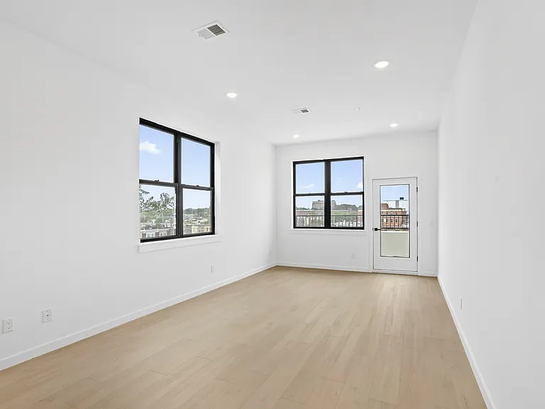 Atlas Lofts — Photo 22