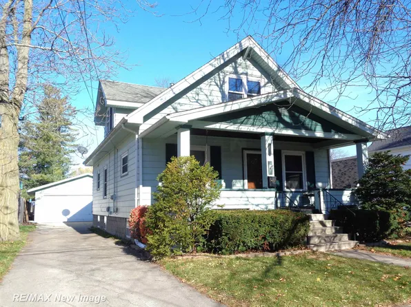2814 Schemm St, Saginaw, MI 48602