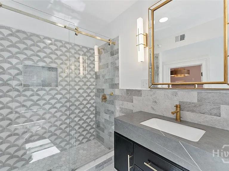 24 E Liberty St #73&83 — Photo 30