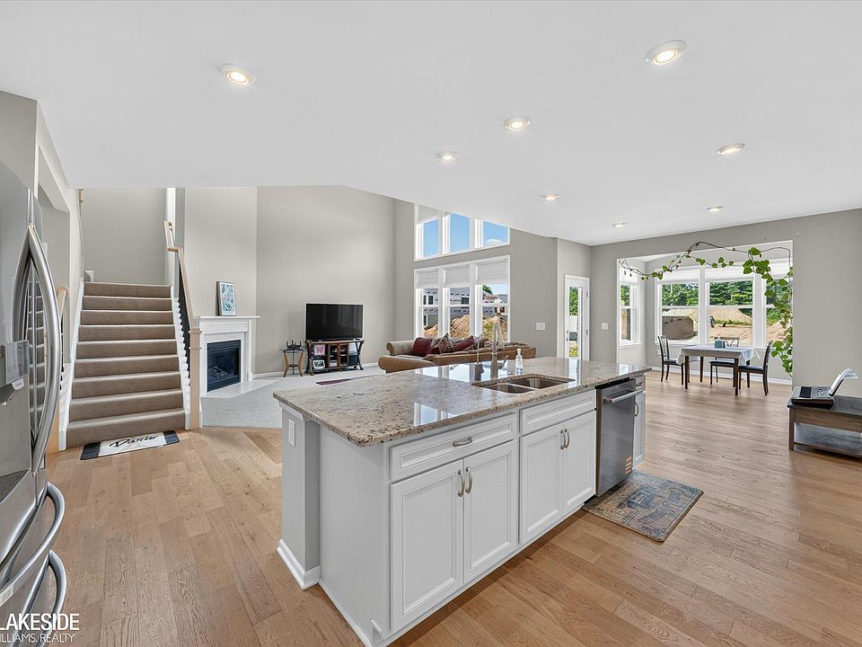 55777 Beacon Shore Dr, photo 16