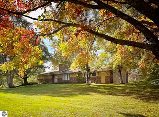 3120 County Road 633, Grawn, MI 49637