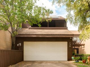 726 Oakwood Trl, Fort Worth, TX 76112