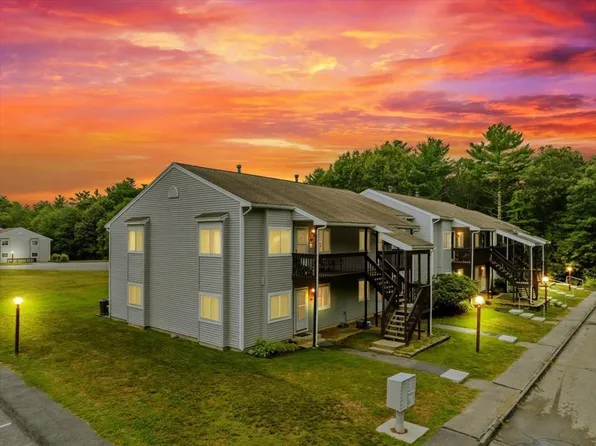 902 Park Pl Unit 902, Raynham, MA 02767
