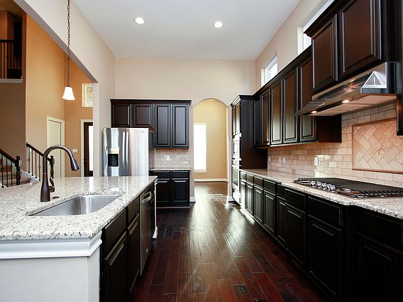 Chase Run Luxury Series