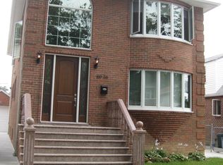 6036 255th St, Little Neck, NY 11362