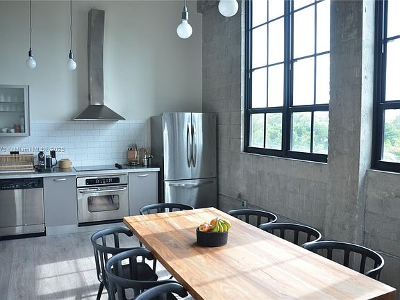 4th image of 1749 NE Miami Ct APT 311