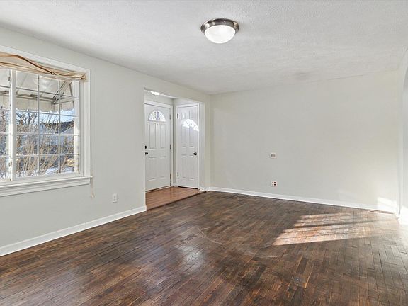 5th image of 308 Park Ave