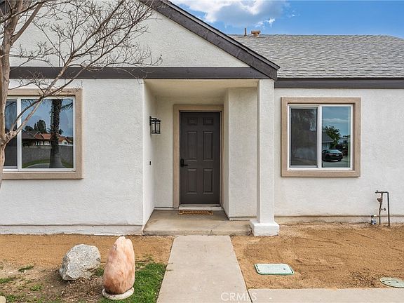 5th image of 4856 Poinsetta Pl