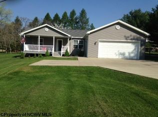 3039 Halleck Rd, Morgantown, WV 26508