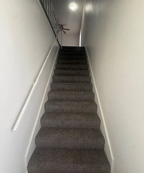 1 bedroom &1Bath. Upstairs unit