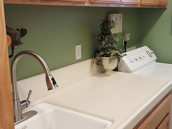 3rd image of 1676 Aster Ct