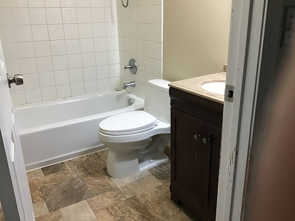 1st image of 10212 Jamestown Dr #2E