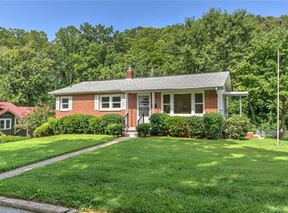 75 Lanvale Ave, Asheville, NC 28806