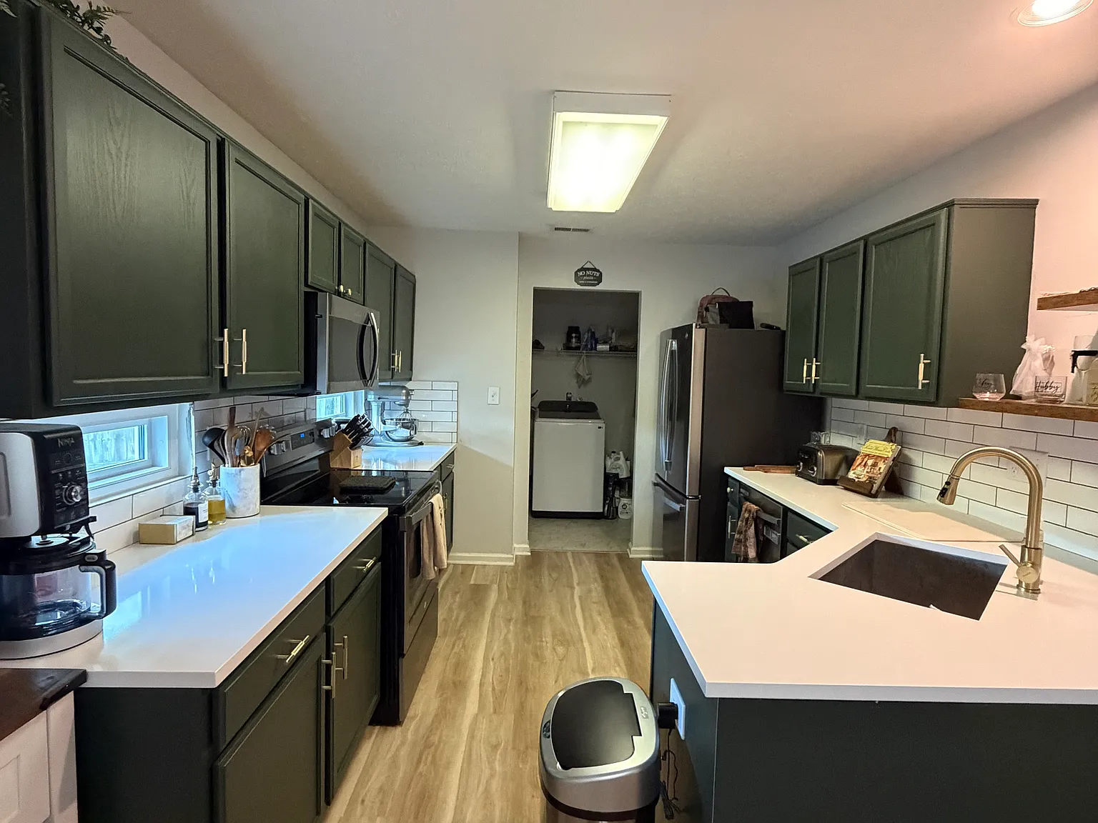 2 bed, 2.5 bath, 1374 sqft, $2,195 — Photo 3