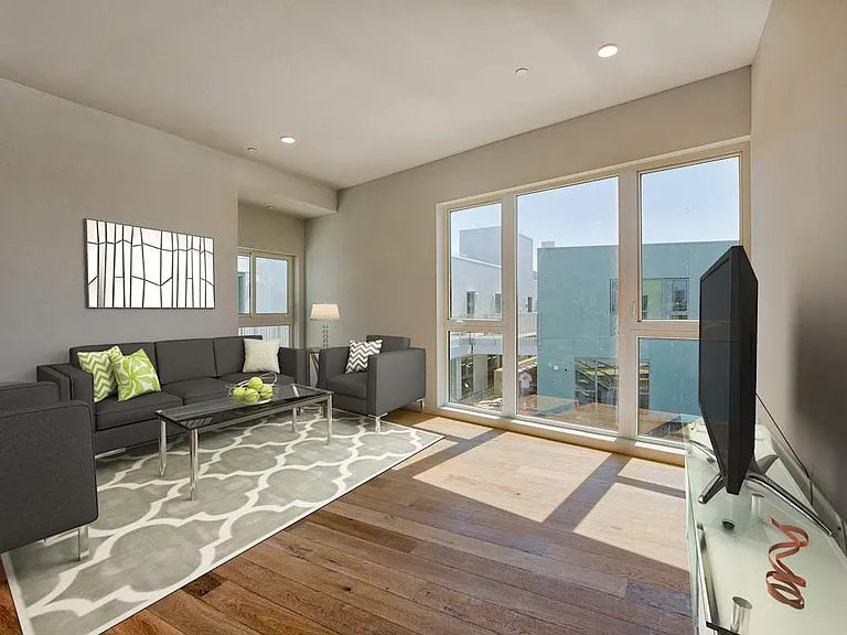 Zoe Lofts — Photo 31