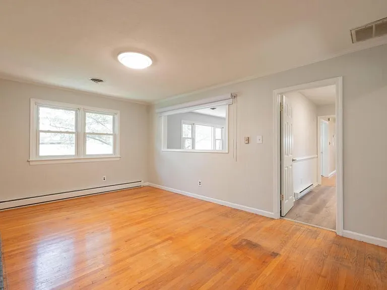 2900 Clintwood Rd — Photo 17