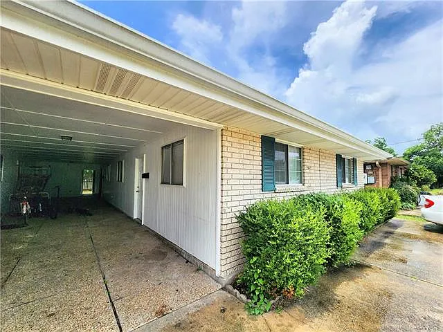 2 bed, 1.0 bath, 605 sqft, $1,400 — Photo 3