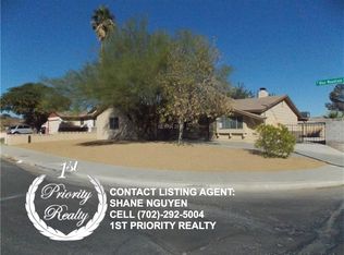 1717 Blue Mountain Dr, Las Vegas, NV 89108