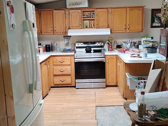 Second half kitchen 14 x10
