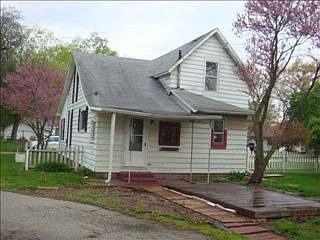 3rd image of 1300 Willowdale Ave