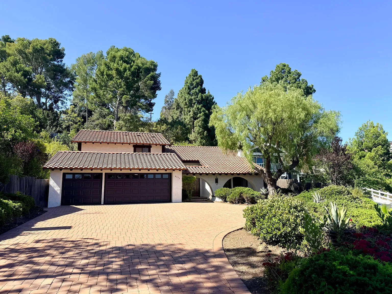 4 bed, 2989 sqft, $5,995 — Photo 3