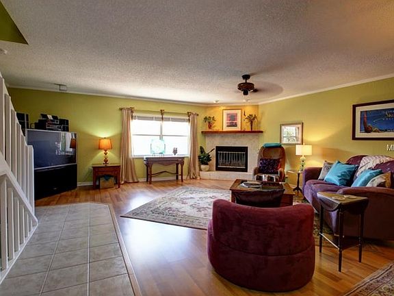 5th image of 1109 Pinellas Bayway S APT 307