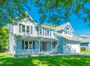 668 N Lyle Ave, Elgin, IL 60123