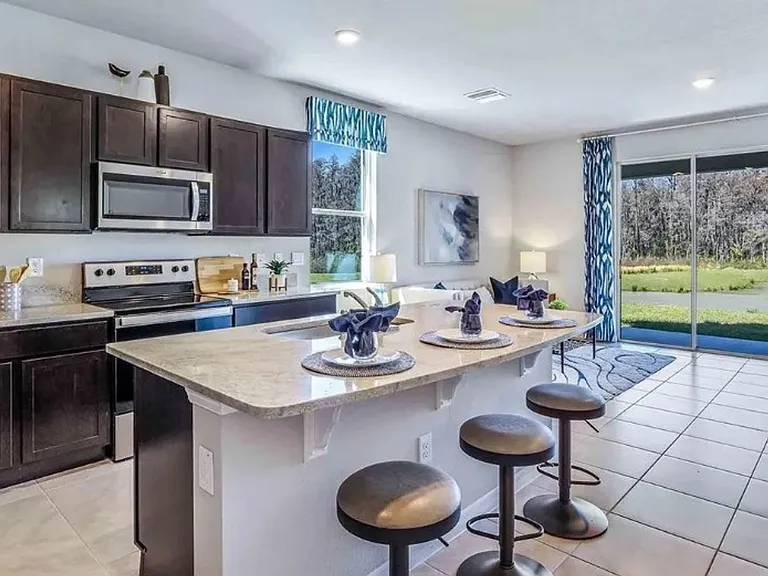 1401 Colt Creek Pl — Photo 3