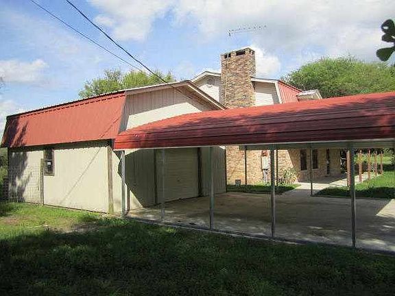 4th image of 7562 South Dr