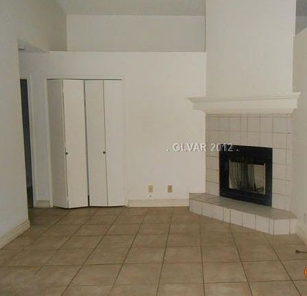 4th image of 5860 Medallion Dr Unit 101
