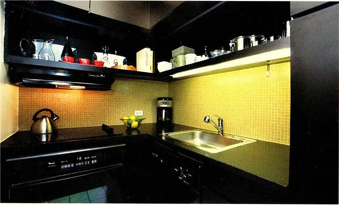 Sold by R New York | media 14