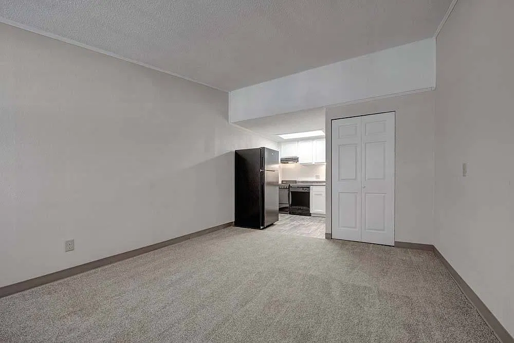 Valleyfield Apartments — Photo 3