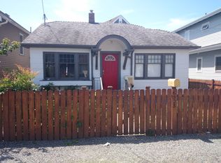 6323 SW Wilton Ct, Seattle, WA 98116