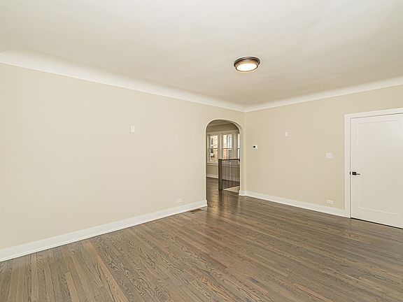 3rd image of 3118 N Sayre Ave