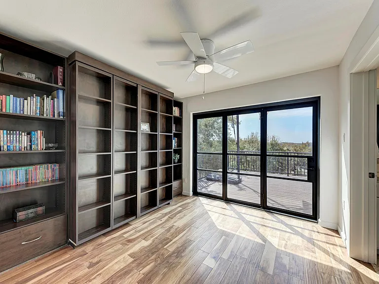 13803 Lake View Dr — Photo 11