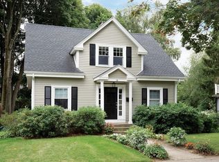 28 Brewster Rd, Newton, MA 02461