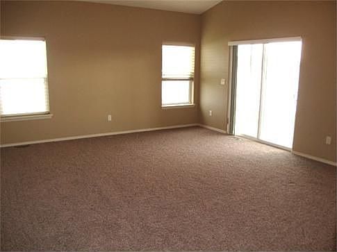 2nd image of 2611 Whispering Pine Dr