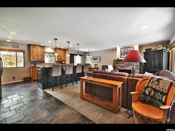 4th image of 2313 Comstock Dr