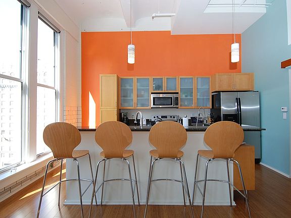 2nd image of 1132-1140 Washington Ave #609