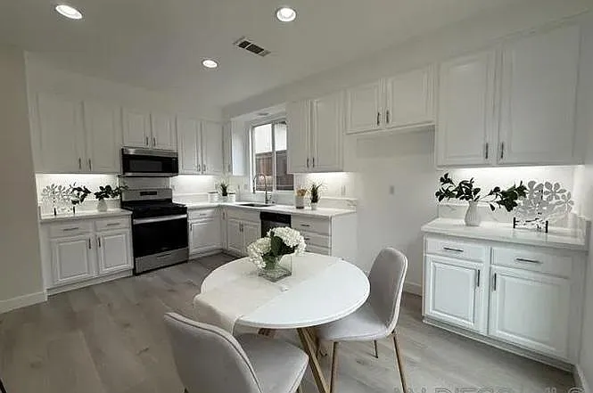 426 Camino Hermoso — Photo 9