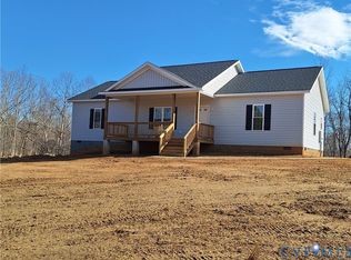 2086 E Courthouse Rd, Blackstone, VA 23824