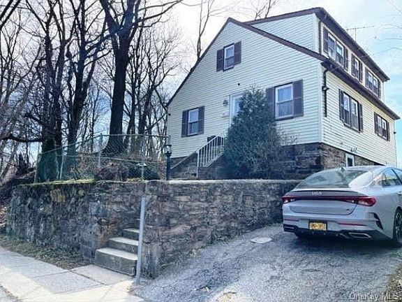 2nd image of 664 S 3rd Ave