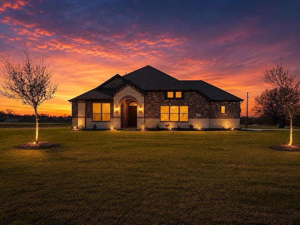 1st image of 725 Windward Ct