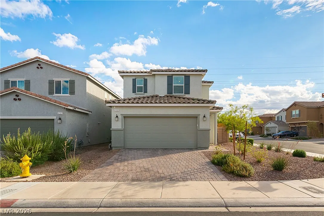 3 bed, 2.5 bath, 2118 sqft, $2,795 — Photo 1