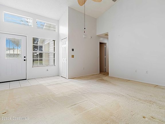 4th image of 3728 W Malory Ct
