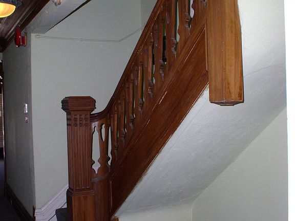 3rd image of 821 Leavenworth St APT 21