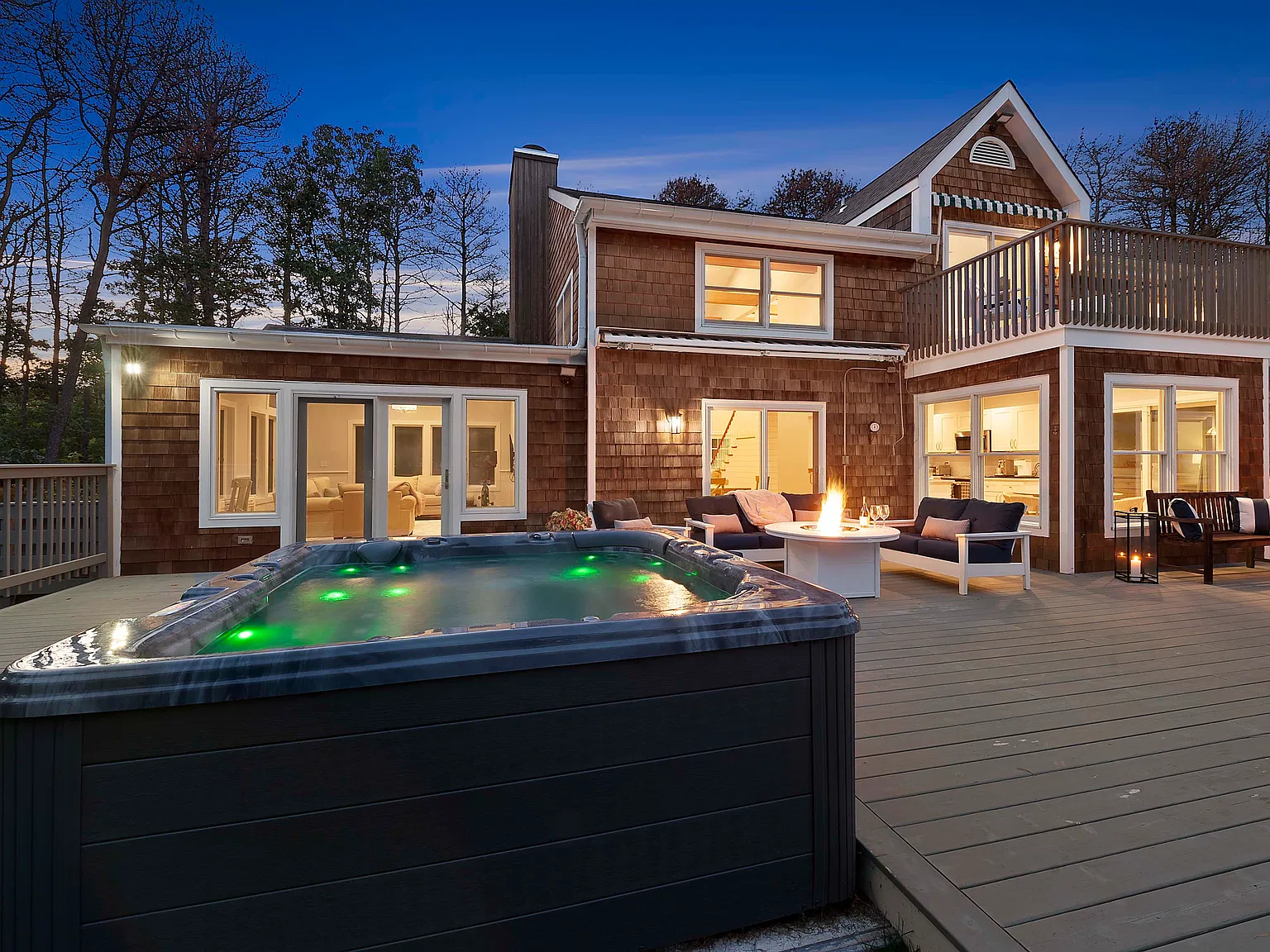 Sag Harbor Estate Heated Pool, Hot Tub, Gym 3 Acres Near Village — Photo 1