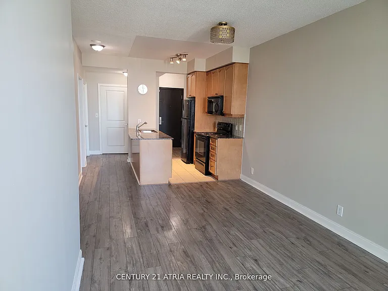 80 Absolute Ave #1011 — Photo 5
