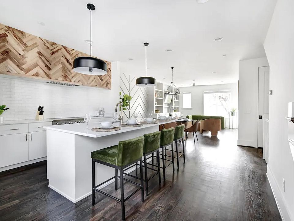 1st image of 1033 Wedgewood Ave #4